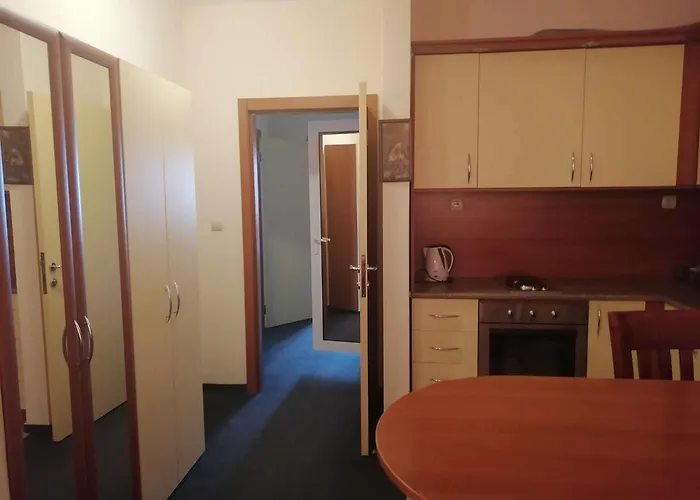 Affittacamere St. George 2*