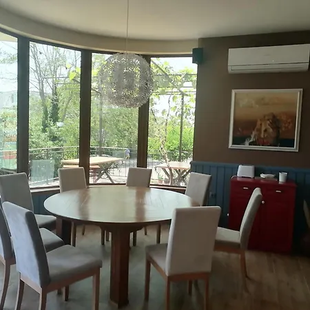 St. George بيت ضيافة سفيتي فلاس